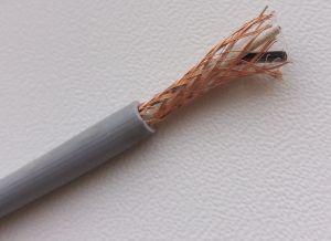 Кабель экранированный медный 2х0.14 гибкий двухжильный многопроволочная жила сечением 0.14 кв. мм 26 AWG внешний диаметр 4.5 мм liycy data cable купить с доставкой по Киеву приемлемая цена