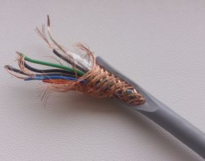 Кабель экранированный медный 7х0.14 гибкий 7 жильный многопроволочная жила сечением 0.14 кв. мм в экране медного плетения внешний диаметр 6.8 мм liycy data cable купить с доставкой по Киеву приемлемая цена 26 awg