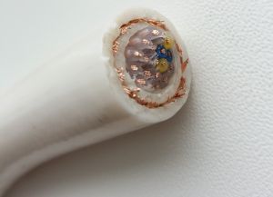 Кабель управления экранированный 19х0.35 медный гибкий 19-жильный многопроволочная жила сечением 0.35 кв. мм 22 awg в экране медного плетения внешний диаметр 15.5 мм купить с доставкой по Киеву приемлемая цена